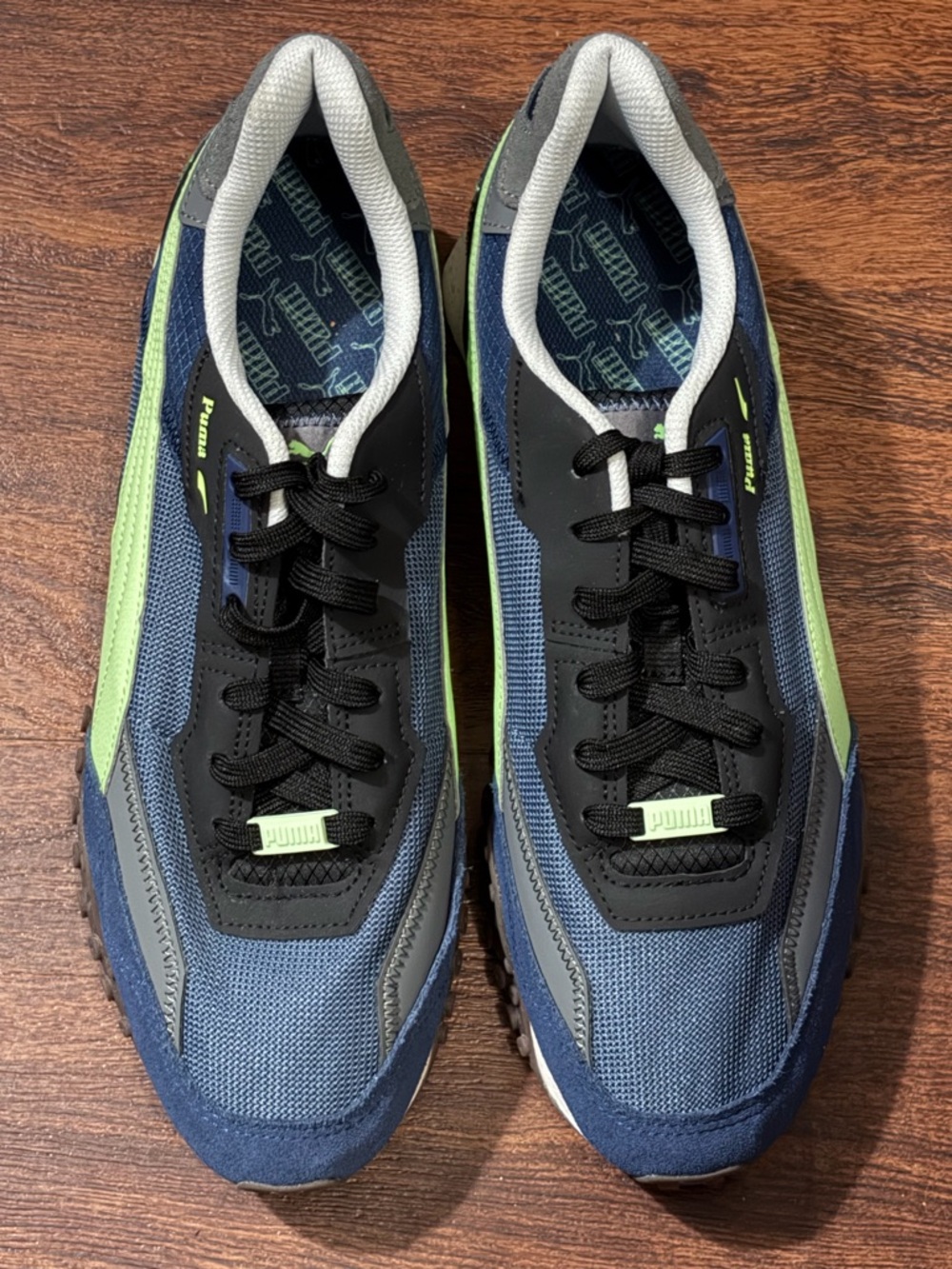 Shoes - Picture 6 of 12